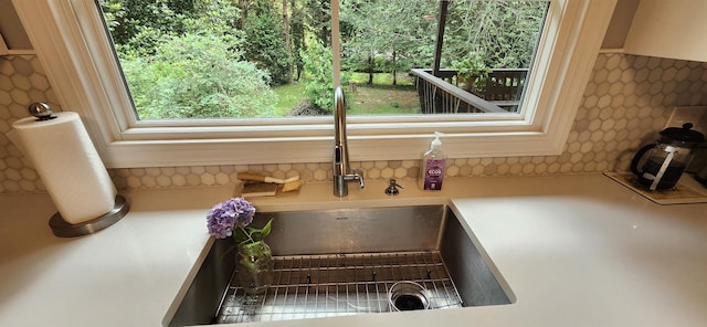 192 Wellesley Dr, Spartanburg, SC 29307 - kitchen view of decorative backsplash and light countertops