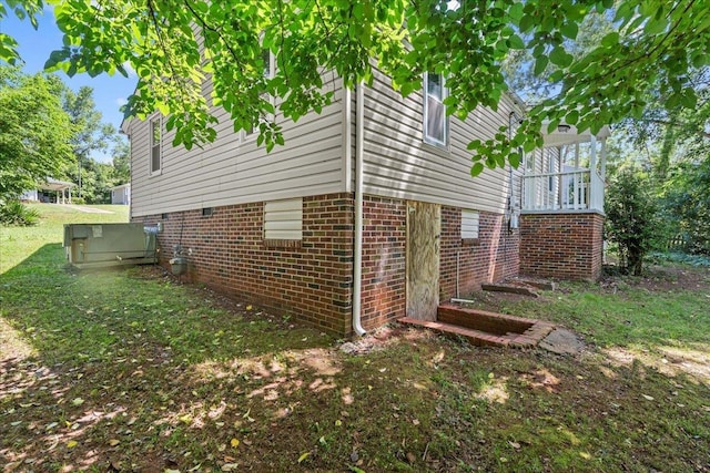 504 Hilda St, Spartanburg, SC 29306 - view of side of home with brick siding