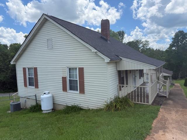 112 S 2nd St, Lockhart, SC 29364 - photo 17