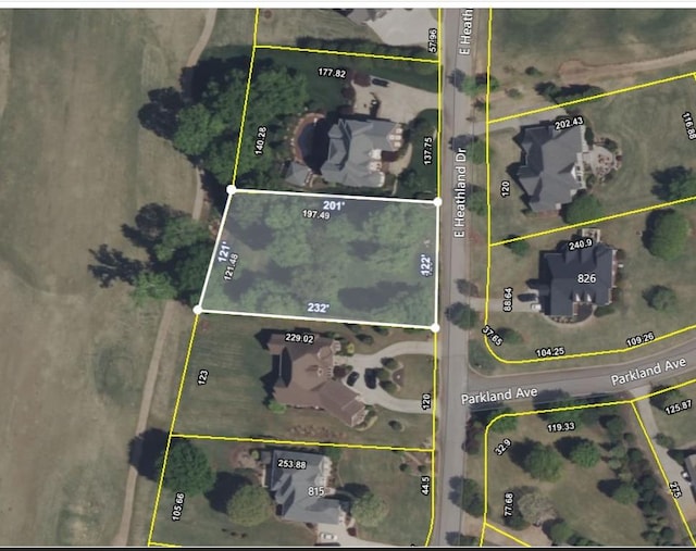 825 E Heathland Dr, Inman, SC 29349 - photo 2