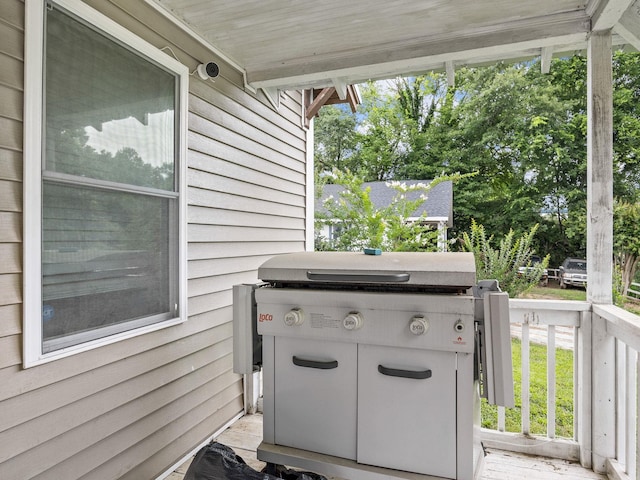 24 Oak St, Spartanburg, SC 29306 - view of patio with area for grilling