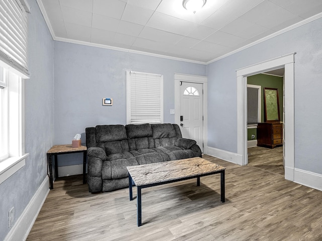 24 Oak St, Spartanburg, SC 29306 - living area with crown molding and wood finished floors