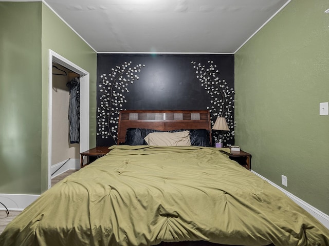 24 Oak St, Spartanburg, SC 29306 - bedroom featuring ornamental molding