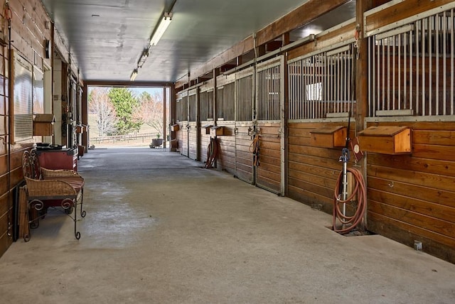 226 John Smith Rd, Columbus, NC 28722 - view of horse barn