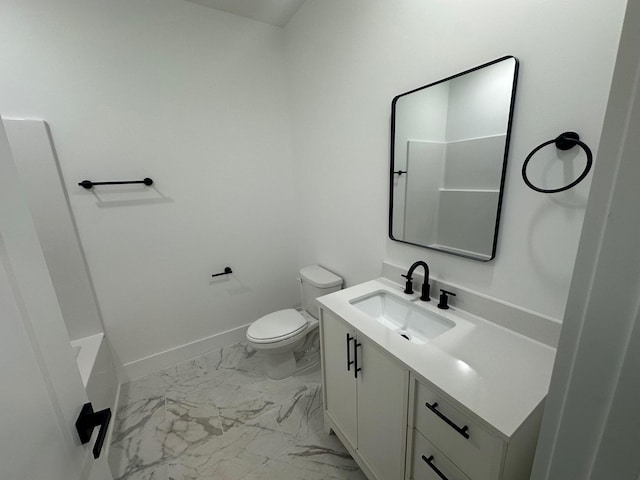 953 Mike Cir, Boiling Springs, SC 29303 - full bath featuring marble look tiles, vanity, and a bathtub