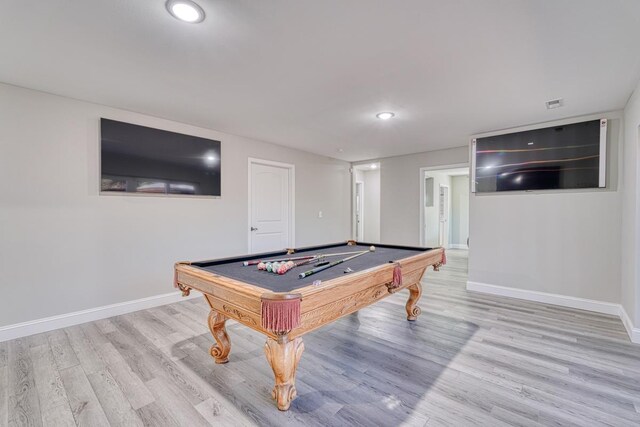 825 N Franklin Rd, Greenville, SC 29617 - recreation room featuring wood finished floors, billiards table, and recessed lighting