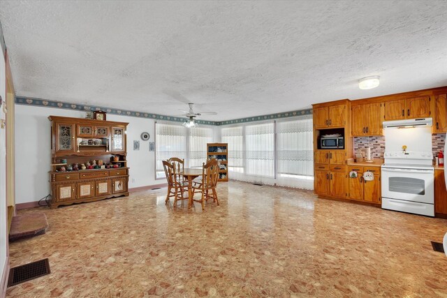 109 Pinewood Ave, Clinton, SC 29325 - photo 15