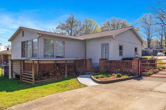 109 Pinewood Ave, Clinton, SC 29325 - photo 27