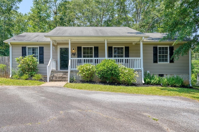 248 Hawthorne Ave, Woodruff, SC 29388 - photo 1