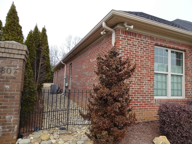 811 White Magnolia Dr, Inman, SC 29349 - view of side of property with brick siding and a shingled roof