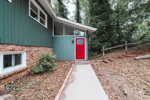 121 W Victoria Rd, Spartanburg, SC 29301 - photo 2