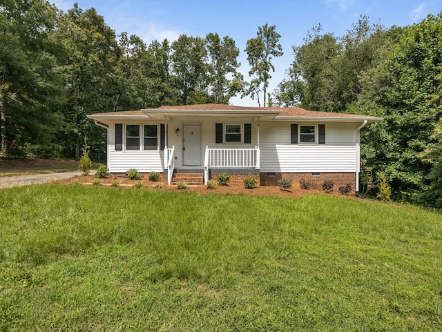 126 Loblolly Dr, Wellford, SC 29385 - single story home with crawl space, a porch, and a front lawn