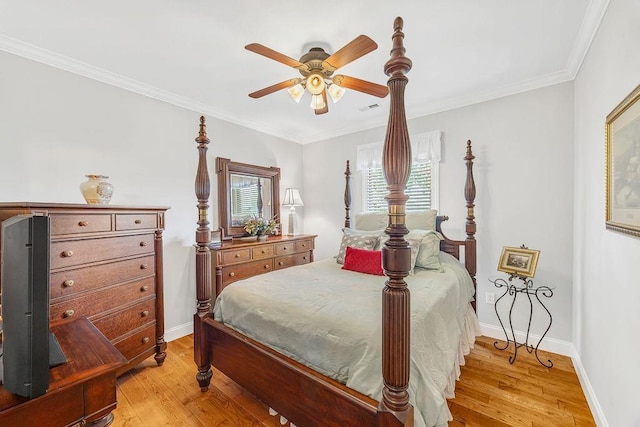 325 Reflection Dr, Lyman, SC 29365 - bedroom featuring light wood-type flooring, crown molding, and ceiling fan