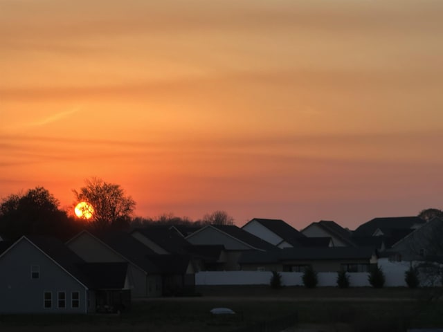 4921 Parris Bridge Rd, Boiling Springs, SC 29316 - view of mountain background featuring nearby suburban area