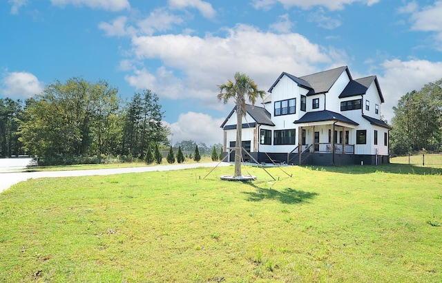 125 Patton St, Fountain Inn, SC 29644 - view of front of house with a front yard