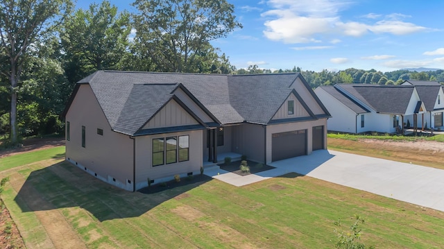 11555 New Cut Rd, Campobello, SC 29322 - view of front of house featuring driveway, roof with shingles, and a front yard