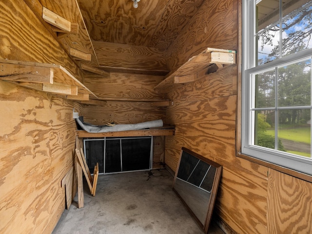 308 Pine Lake Ct, Spartanburg, SC 29301 - detailed view of concrete floors