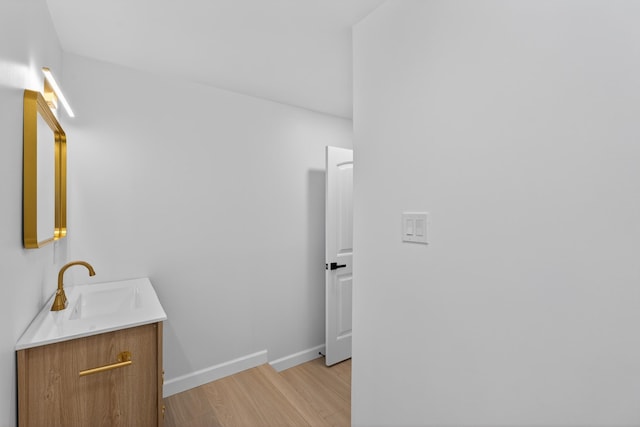177 Lincoln Dr, Spartanburg, SC 29306 - bathroom with vanity and wood finished floors