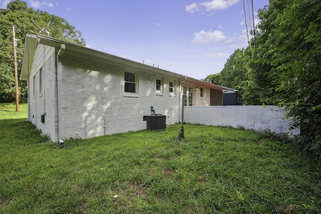 177 Lincoln Dr, Spartanburg, SC 29306 - rear view of property with brick siding