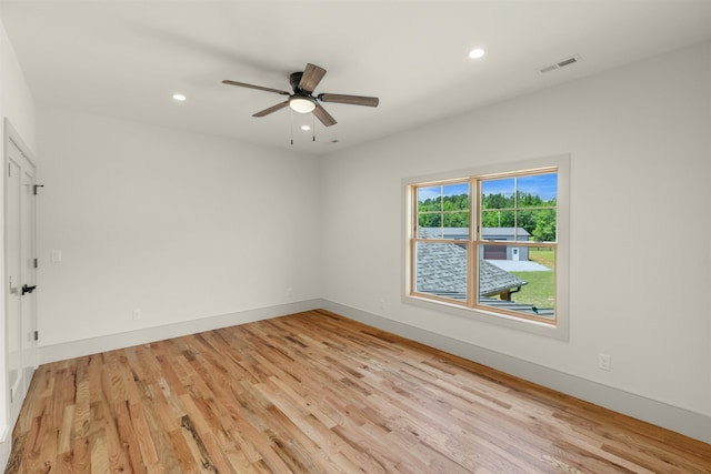 621 Bascule Ridge Ln, Campobello, SC 29322 - unfurnished room with ceiling fan, light wood-style flooring, and recessed lighting