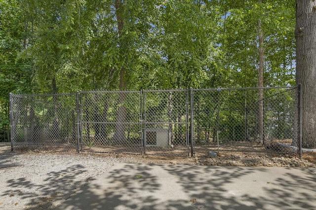 346 Bub Dr, Chesnee, SC 29323 - view of gate