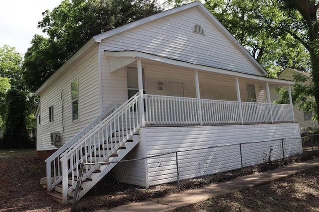 305 Spring St, Union, SC 29379 - view of front of home featuring a porch and stairs