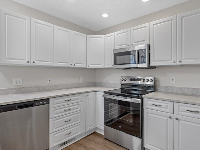 202 Riverrun Dr, Spartanburg, SC 29303 - photo 15