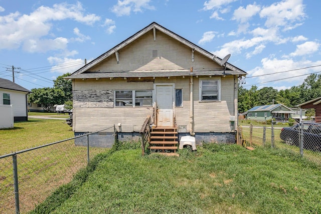 41 Chestnut St, Startex, SC 29377 - view of front facade with entry steps and a fenced backyard