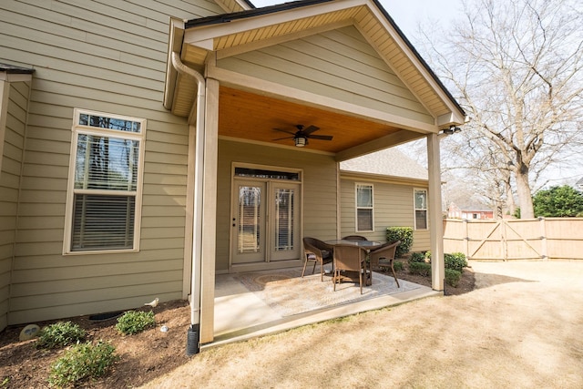 110 Coal Creek Dr, Boiling Springs, SC 29316 - entrance to property with a ceiling fan, a patio, and a gate