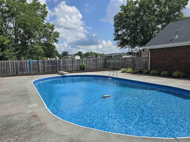 123 Sheraton Loop, Gaffney, SC 29341 - view of swimming pool featuring a patio area