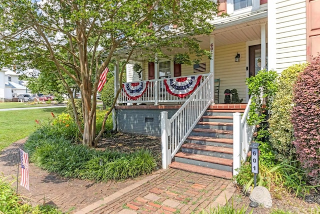 601 Front St, Chesnee, SC 29523 - entrance to property with a porch