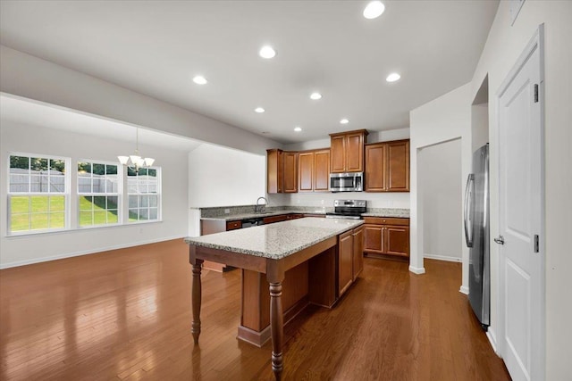 212 Sandusky Ln, Simpsonville, SC 29680