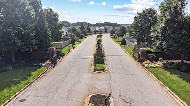 212 Sandusky Ln, Simpsonville, SC 29680