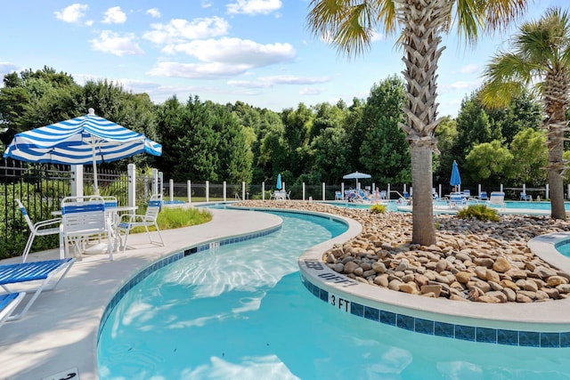 212 Sandusky Ln, Simpsonville, SC 29680