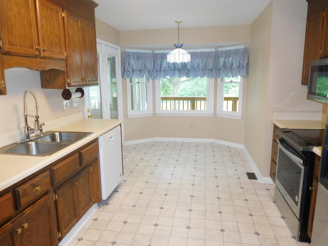 252 Brittany Rd, Gaffney, SC 29341 - photo 4