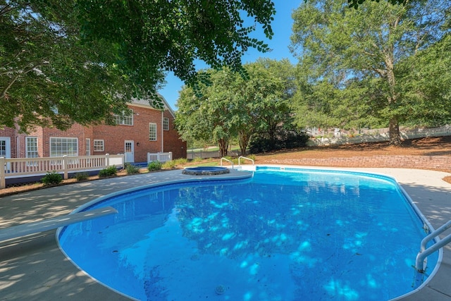 95 Roscommon Run, Moore, SC 29369 - swimming pool featuring a deck, a diving board, and an outdoor hot tub