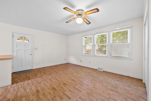 114 W Carolina St, Duncan, SC 29344 - unfurnished room featuring a ceiling fan and light wood-type flooring