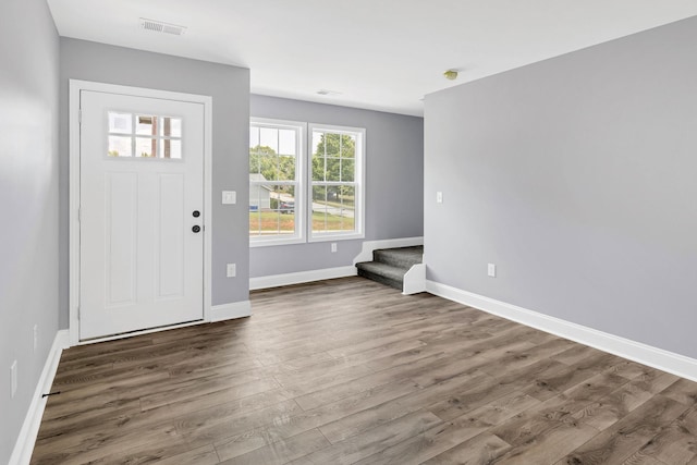 938 Logan St, Spartanburg, SC 29306 - foyer featuring wood finished floors and stairway