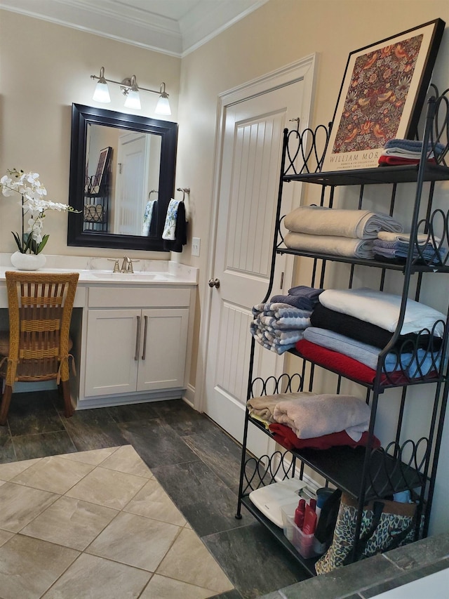 178 Ravines Ln, Spartanburg, SC 29301 - bathroom with crown molding and vanity