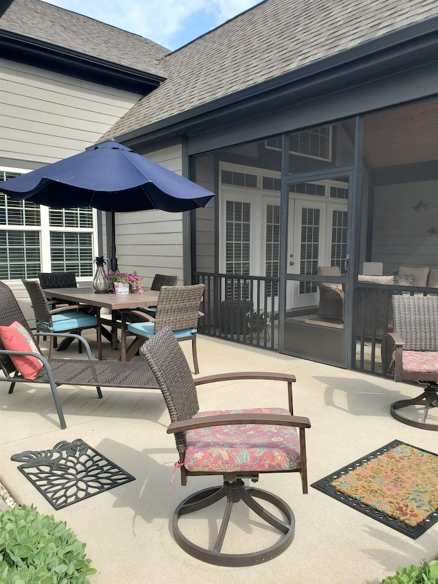 178 Ravines Ln, Spartanburg, SC 29301 - view of patio with outdoor dining space and a sunroom