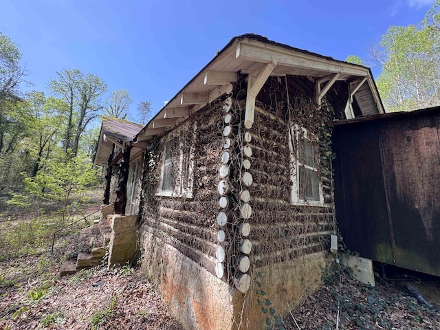 8875 N Tigerville Rd, Travelers Rest, SC 29690 - view of side of home