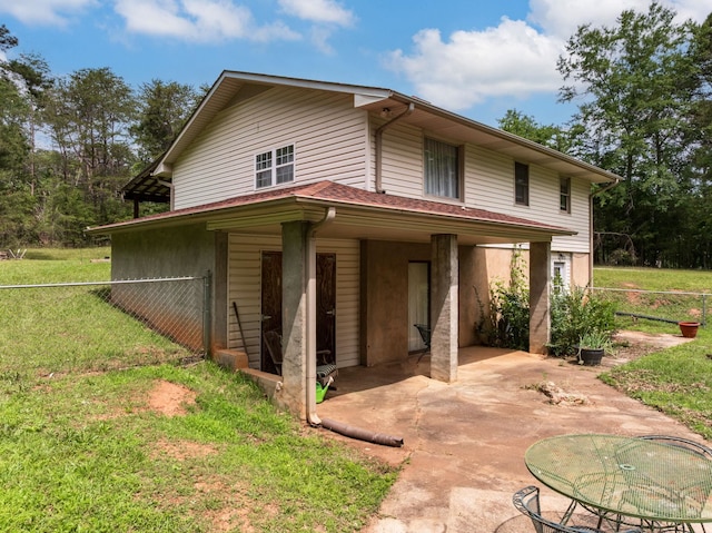 1342 Old Canaan Rd, Spartanburg, SC 29306 - view of front facade featuring a patio