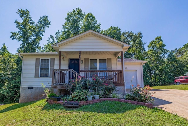521 Signal Hill Ln, Inman, SC 29349 - view of front of property with a front yard, a porch, driveway, and crawl space
