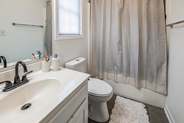 521 Signal Hill Ln, Inman, SC 29349 - full bathroom with vanity and shower / tub combo with curtain