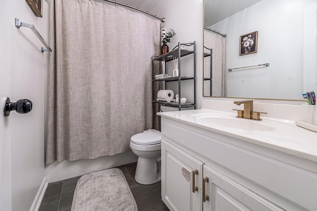 521 Signal Hill Ln, Inman, SC 29349 - full bath with vanity and shower / bath combo with shower curtain