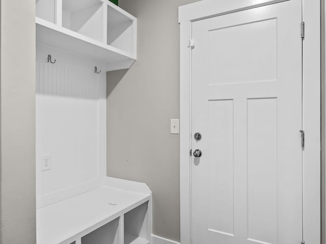 1116 Denington Dr, Spartanburg, SC 29307 - view of mudroom
