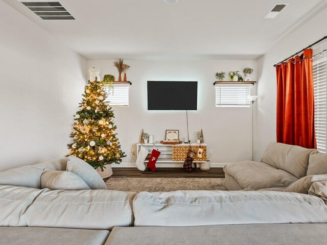 688 Grays Creek Rd, Spartanburg, SC 29303