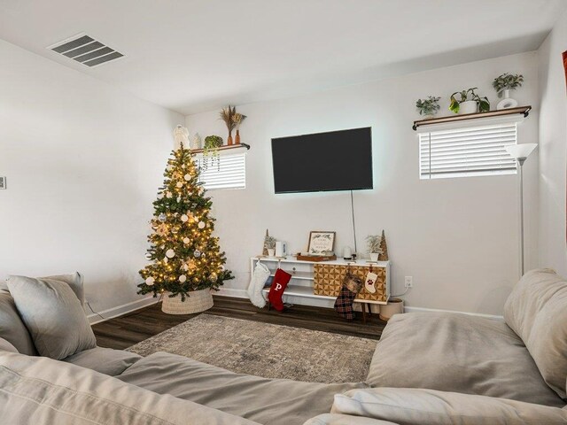 688 Grays Creek Rd, Spartanburg, SC 29303
