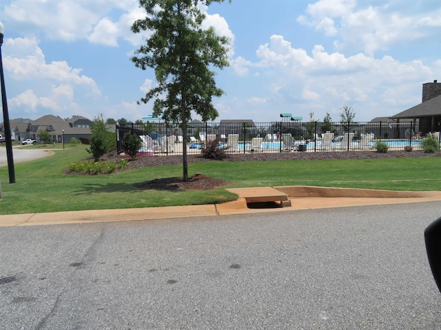 711 Burbrook Ln, Boiling Springs, SC 29316 - surrounding community with a swimming pool