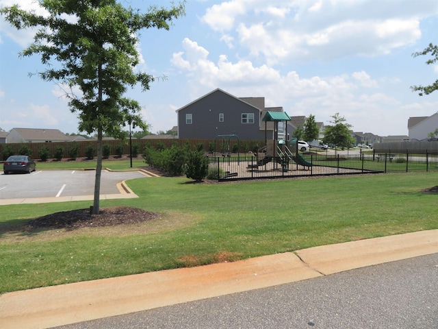 711 Burbrook Ln, Boiling Springs, SC 29316 - surrounding community with uncovered parking and a residential view